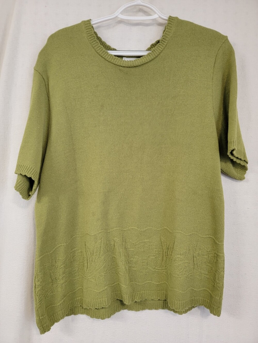 Women’s Olive Green Short Sleeve Knit Top